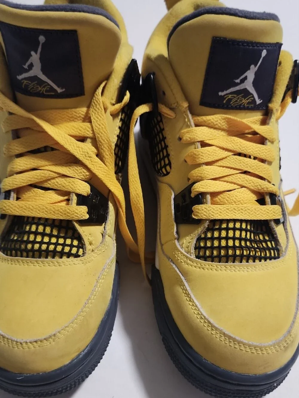 Air Jordan 4 Retro Lightning  Sneakers, size 6.5Y fits M6.5 W8